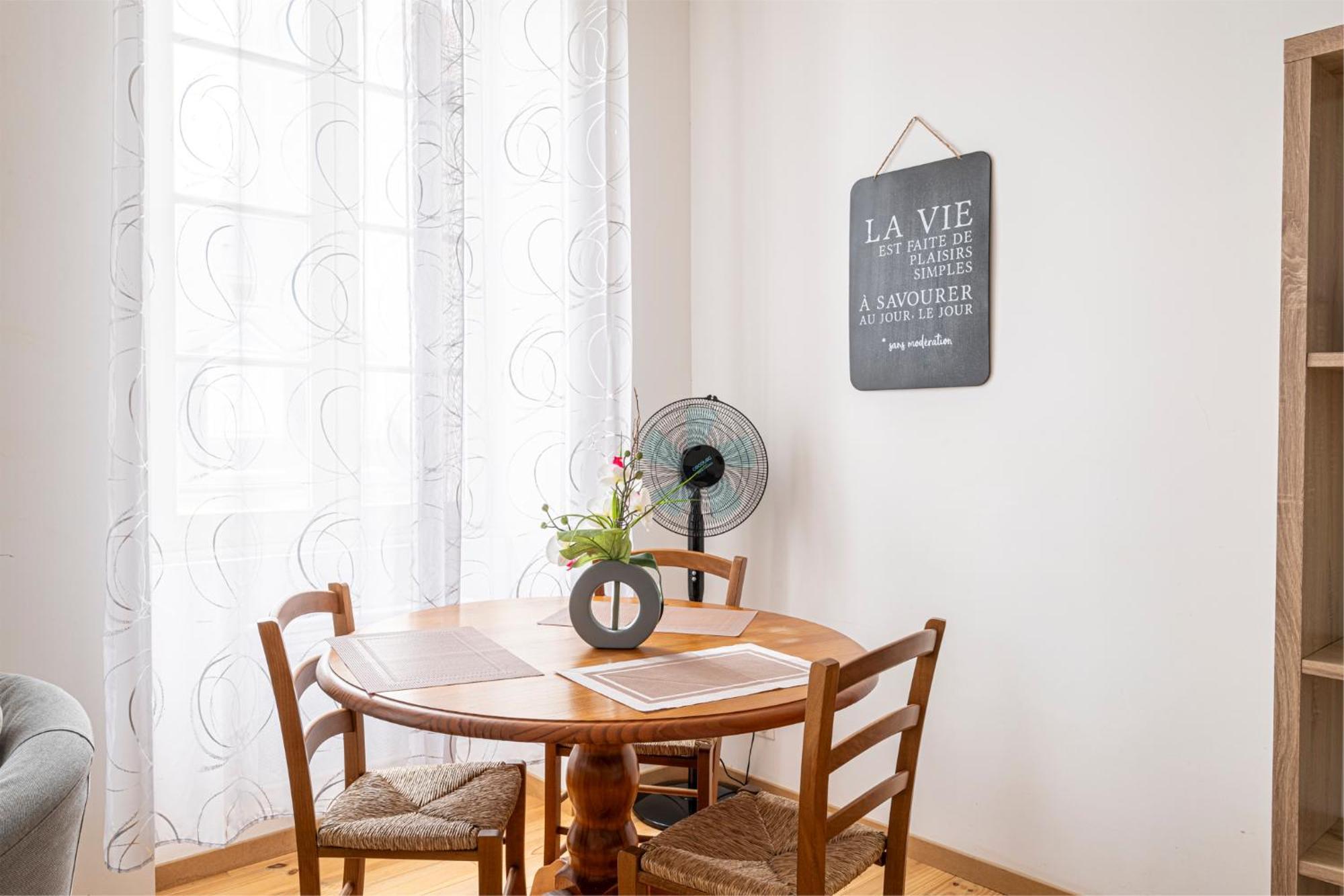 Le Douillet Bearnais Apartment Pau Exterior foto